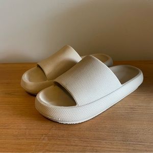 Women's Cream Slide Sandals
